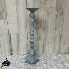 Load image into Gallery viewer, Candle holder
